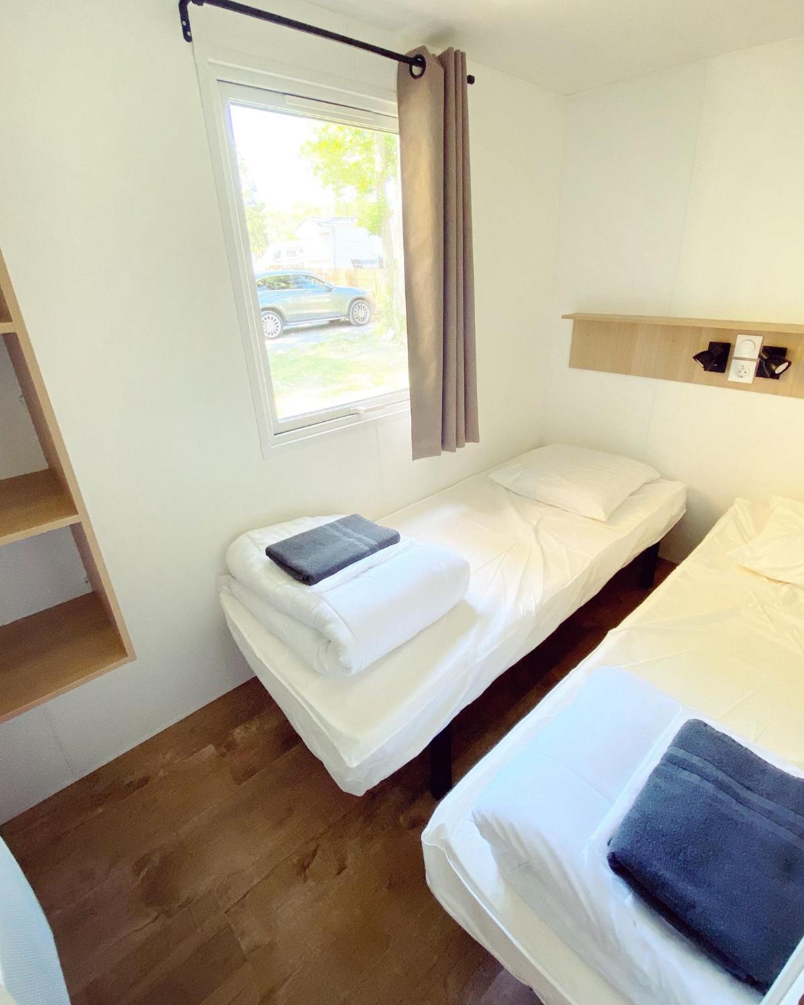 Camping Le Pre Des Moines Gouvieux Exterior foto